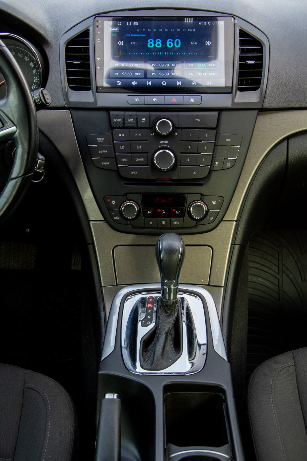 OPEL INSIGNIA 2.0 CDTI 4X4 automatik 2011g.Kupljen u HR.Servisna., fotografija 14