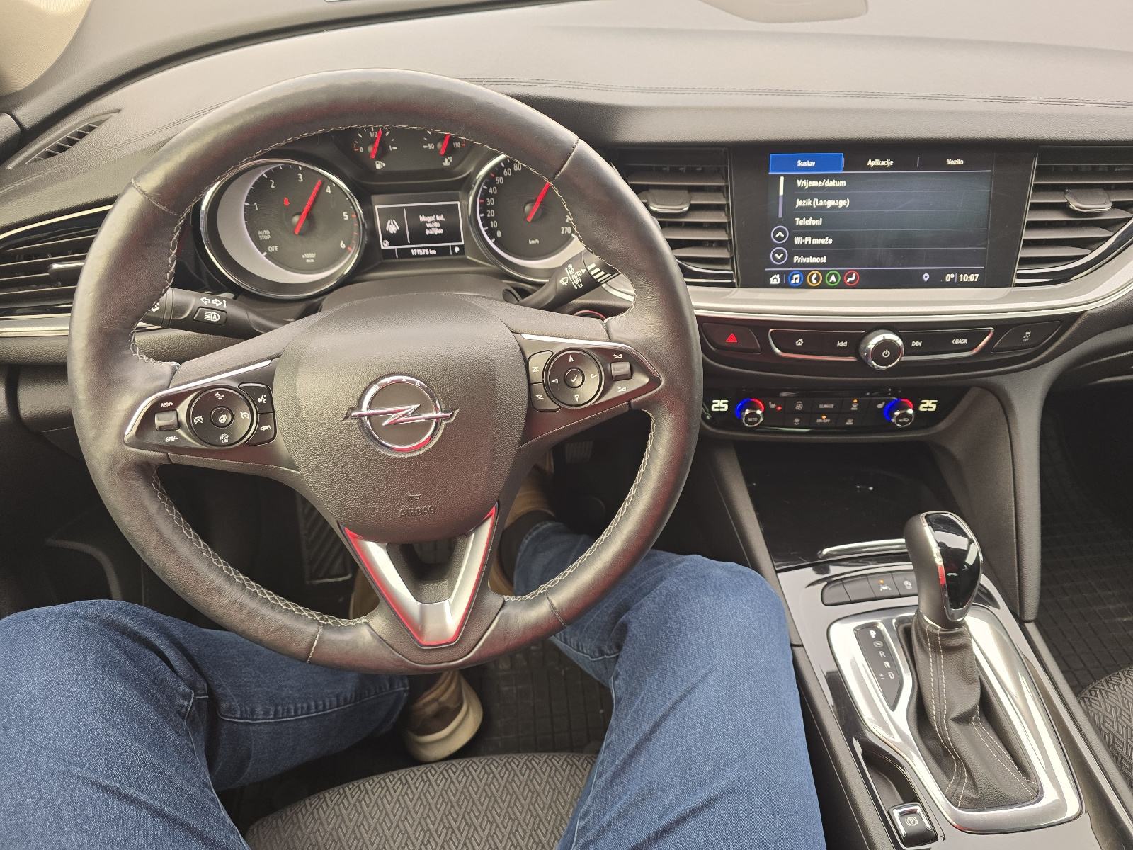Opel Insignia 2,0 CDTI automatik, fotografija 9