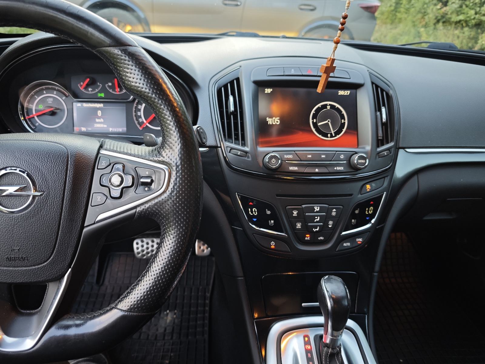Opel Insignia 2,0 CDTI automatik, fotografija 13