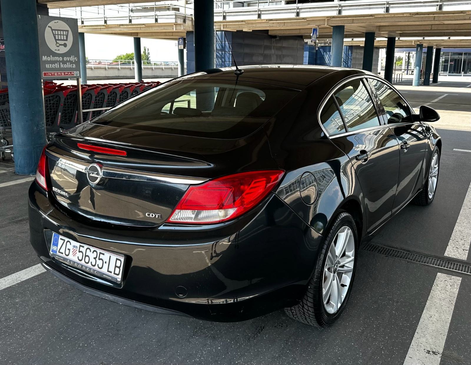 Opel Insignia 2.0 CDTI*Hr.Auto*Klima*Veliki servis*Reg.10/26*, fotografija 7