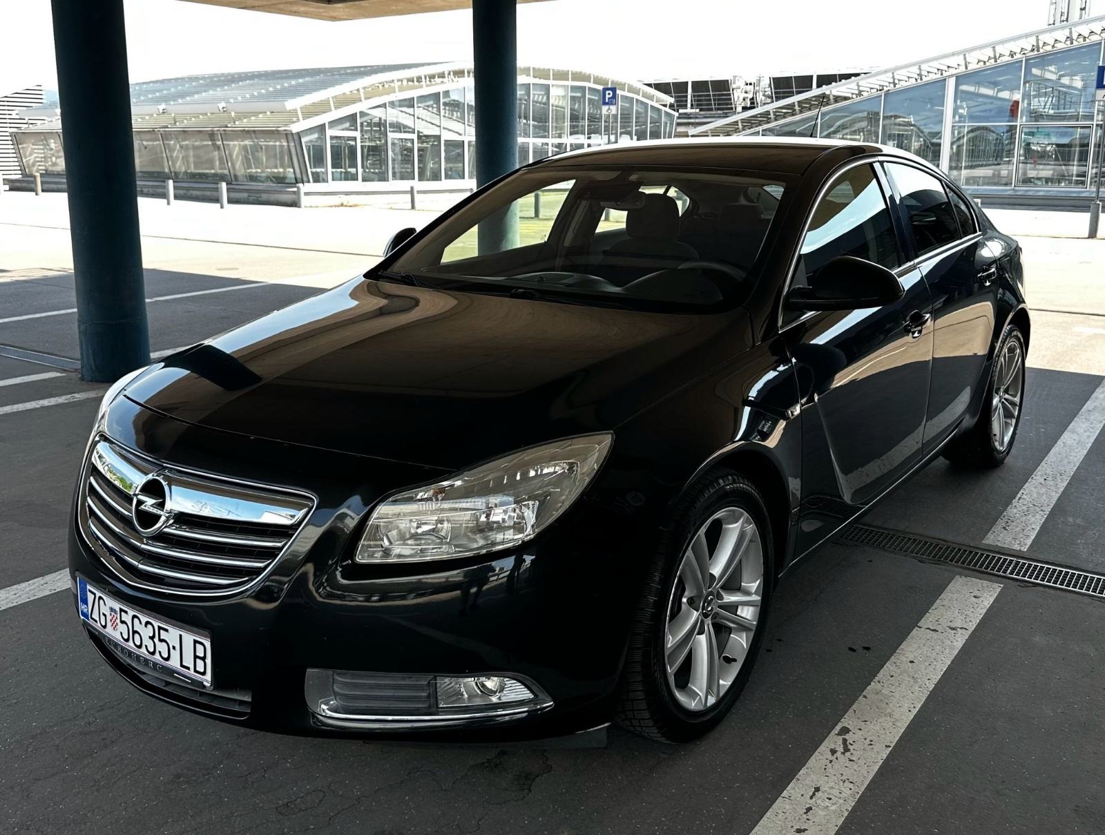 Opel Insignia 2.0 CDTI*Hr.Auto*Klima*Veliki servis*Reg.10/26*, fotografija 3