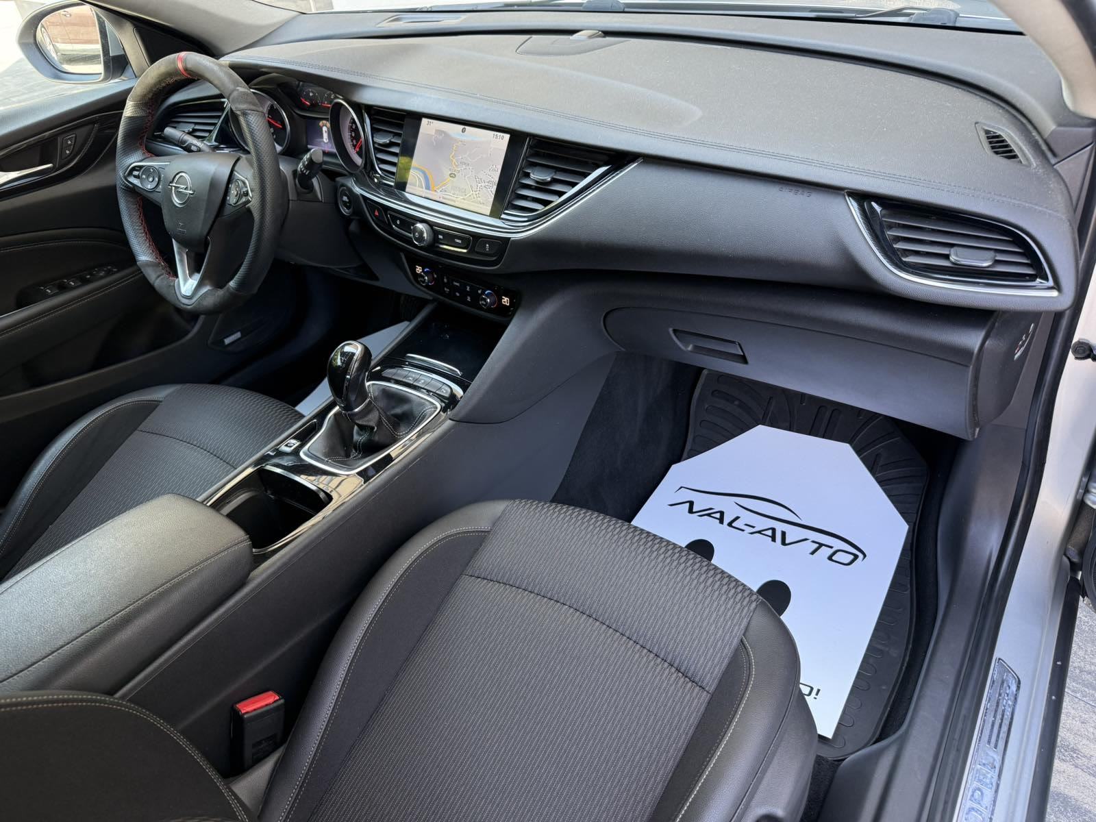 Opel Insignia 2,0 CDTI LED-BOSE-KEYLESS GO-ACC-LANE ASSIST, fotografija 10