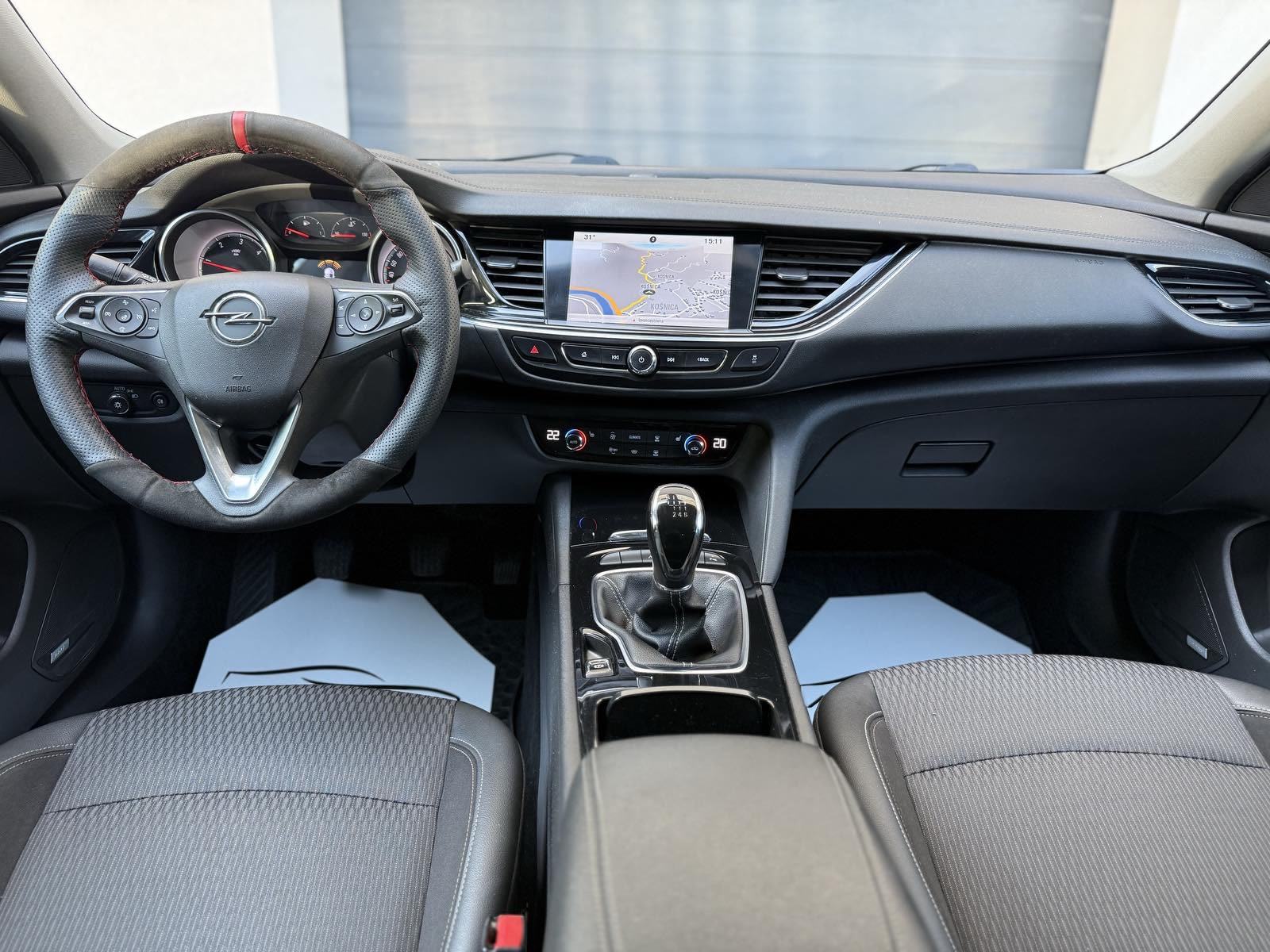 Opel Insignia 2,0 CDTI LED-BOSE-KEYLESS GO-ACC-LANE ASSIST, fotografija 8