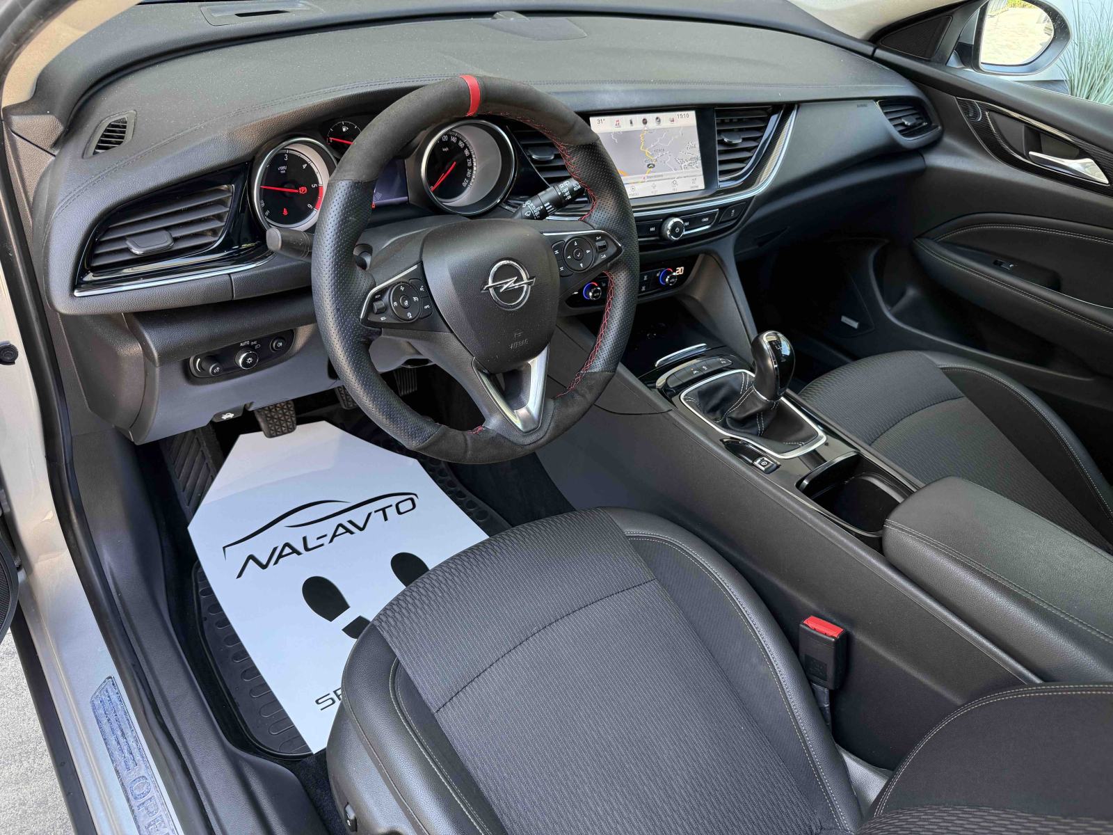 Opel Insignia 2,0 CDTI LED-BOSE-KEYLESS GO-ACC-LANE ASSIST, fotografija 7