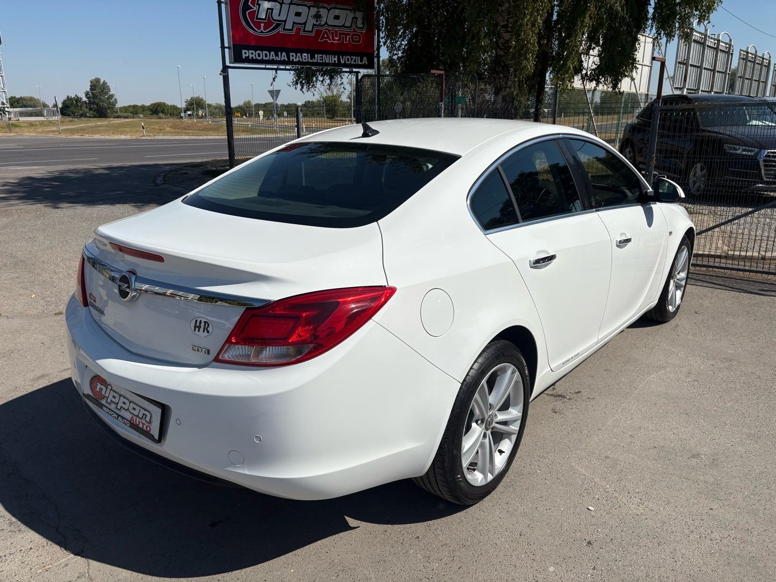 Opel Insignia 2,0 CDTI NAVI - KLIMA - HR. AUTO - AUTOKREDIT, fotografija 6