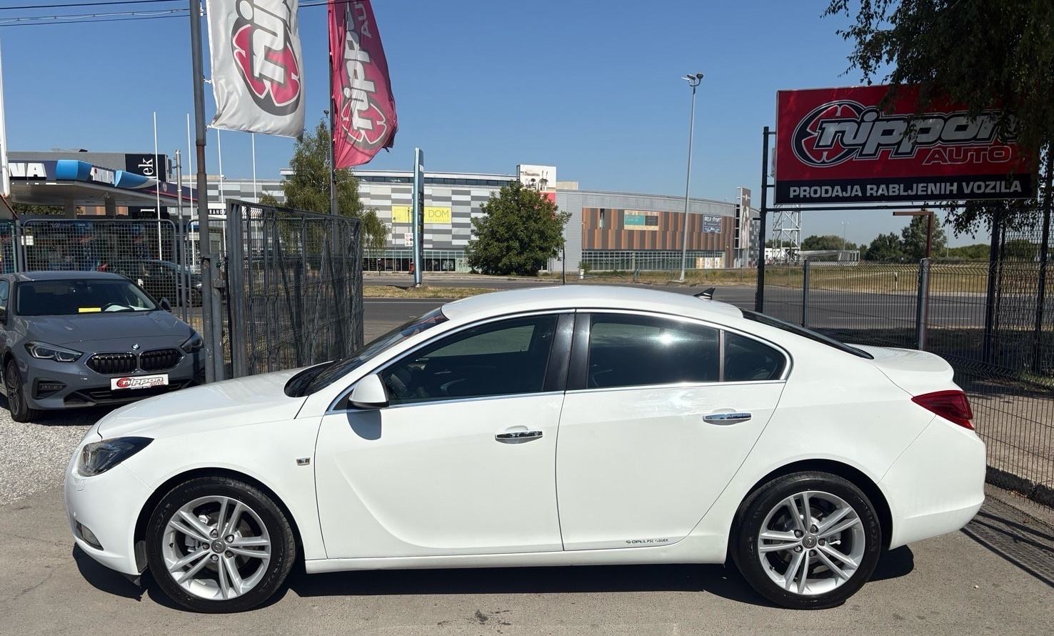 Opel Insignia 2,0 CDTI NAVI - KLIMA - HR. AUTO - AUTOKREDIT, fotografija 3
