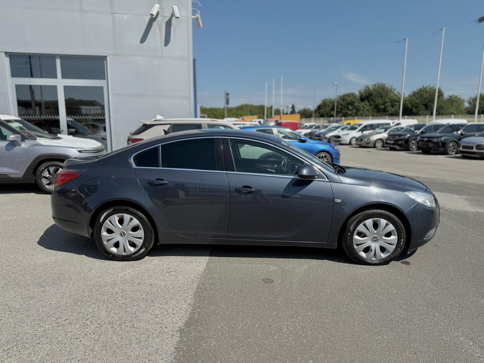 Opel Insignia 2,0 CDTI, fotografija 7