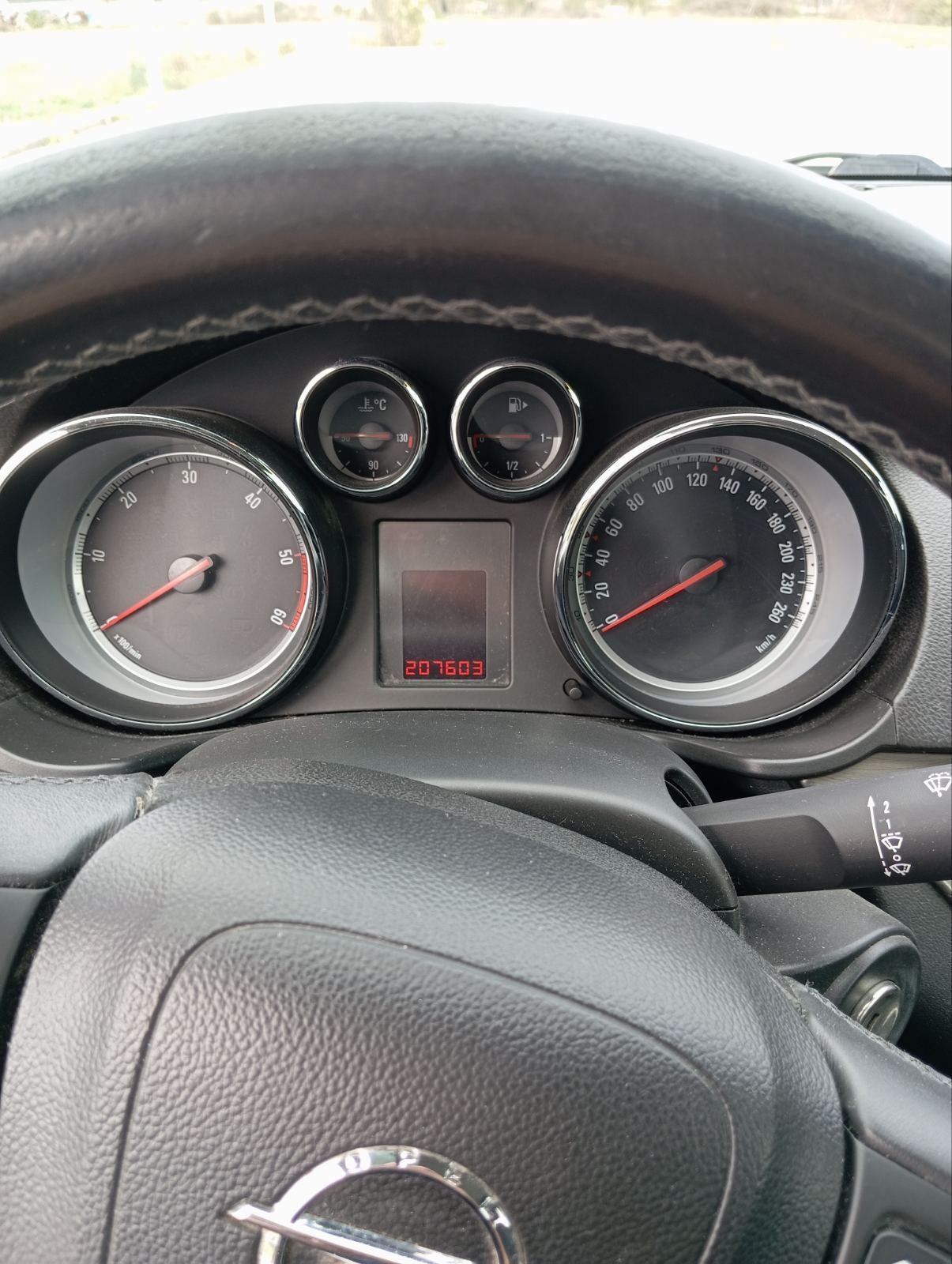 Opel Insignia 2,0 CDTI, fotografija 7