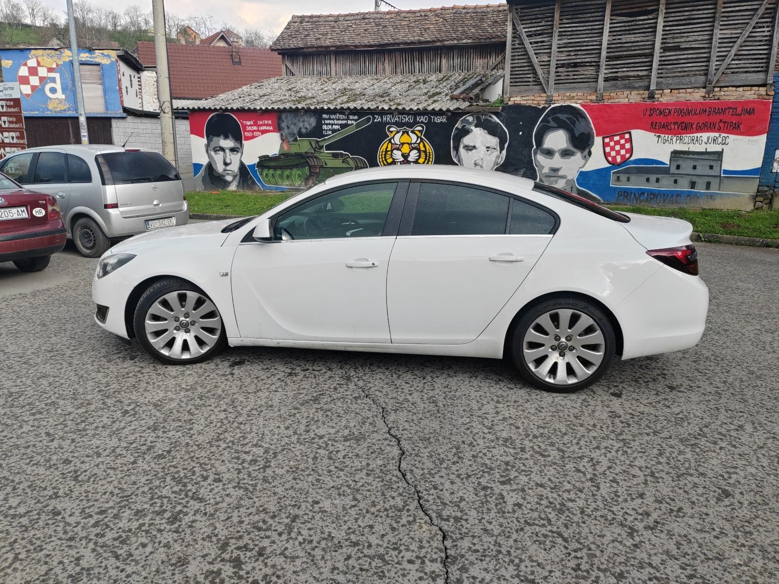 Opel Insignia 2,0 CDTI, fotografija 2
