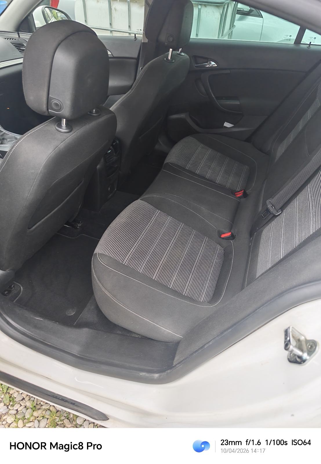 Opel Insignia 2,0 CDTI, fotografija 8