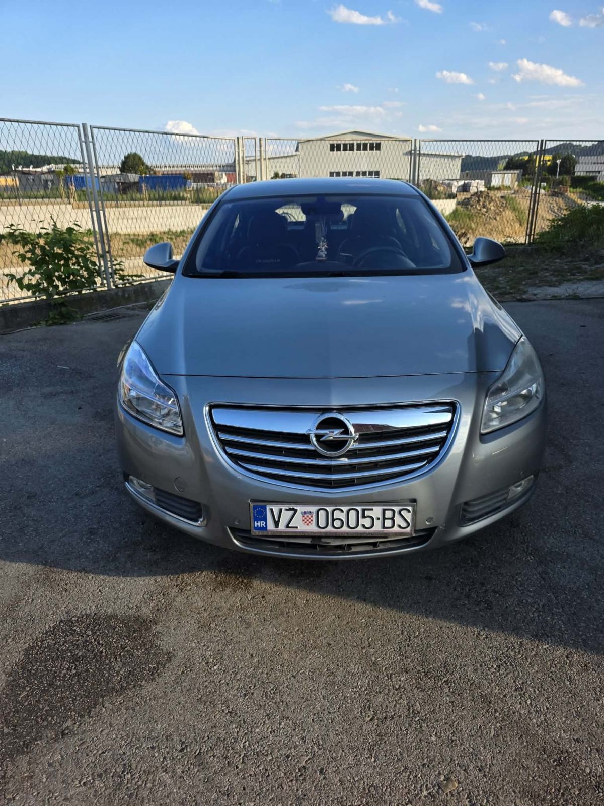 Opel Insignia 2,0 CDTI, fotografija 4