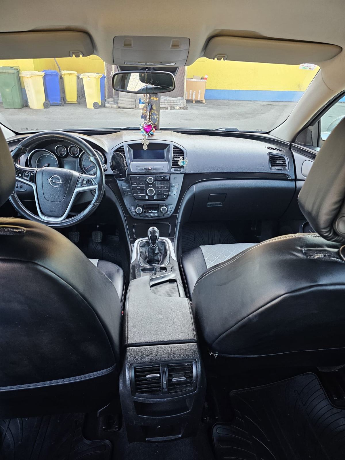 Opel Insignia 2,0 CDTI, fotografija 6