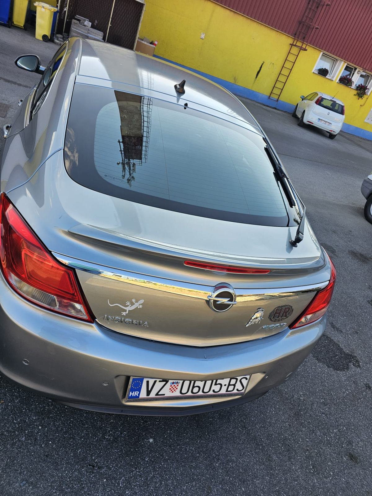 Opel Insignia 2,0 CDTI, fotografija 10