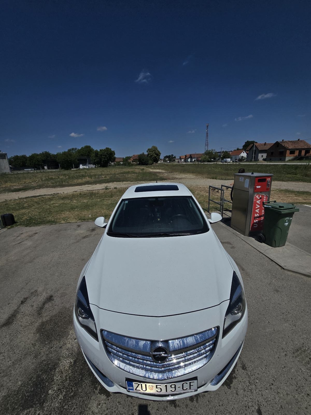Opel Insignia 2,0 CDTI, fotografija 3