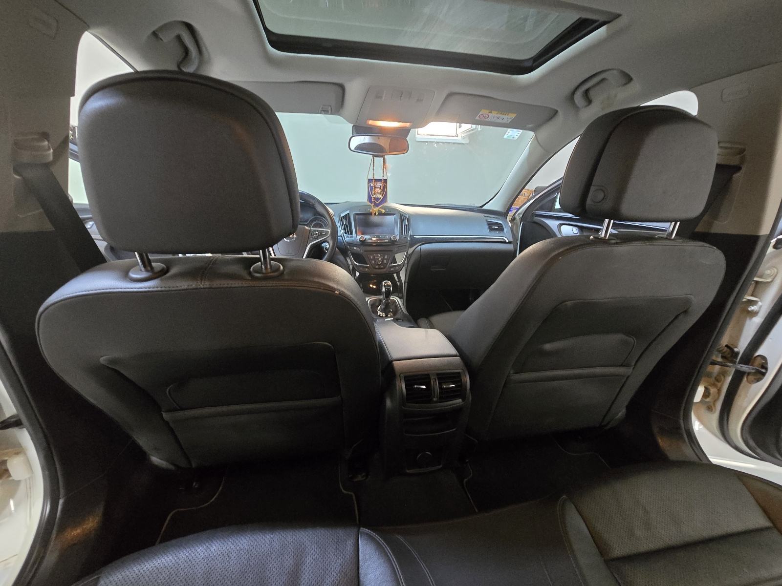 Opel Insignia 2,0 CDTI, fotografija 11