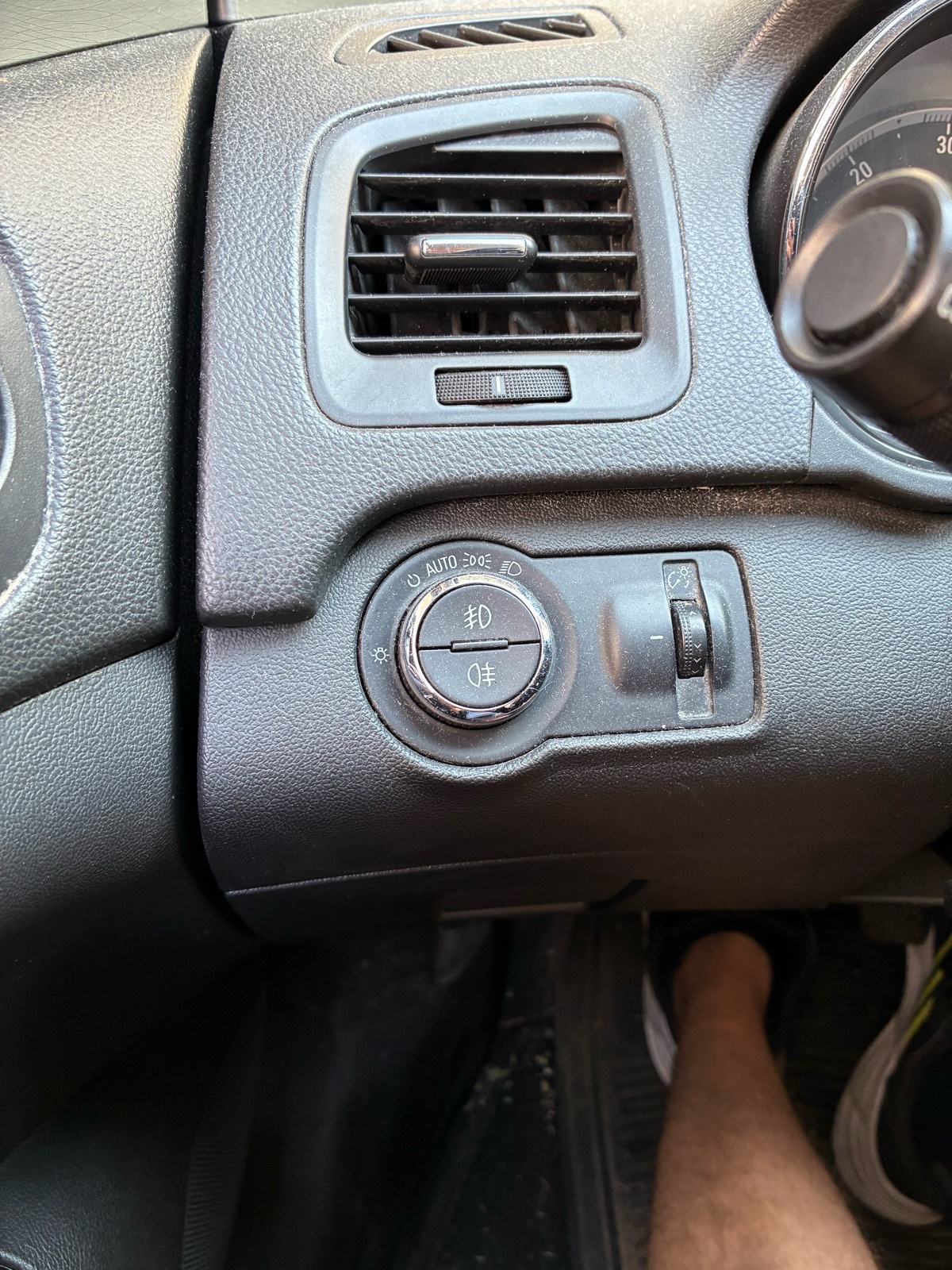 Opel Insignia 2,0 CDTI, fotografija 7