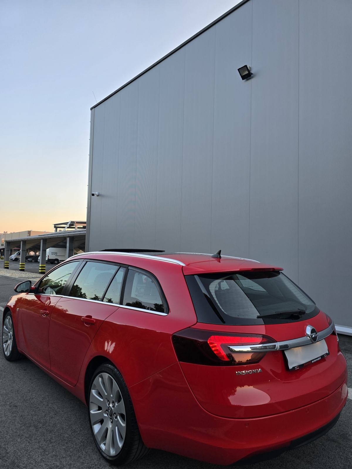 OPEL INSIGNIA 2.0 CDTi * ODLIČNO STANJE * FULL OPREMA * BEZ ULAGANJA *, fotografija 3
