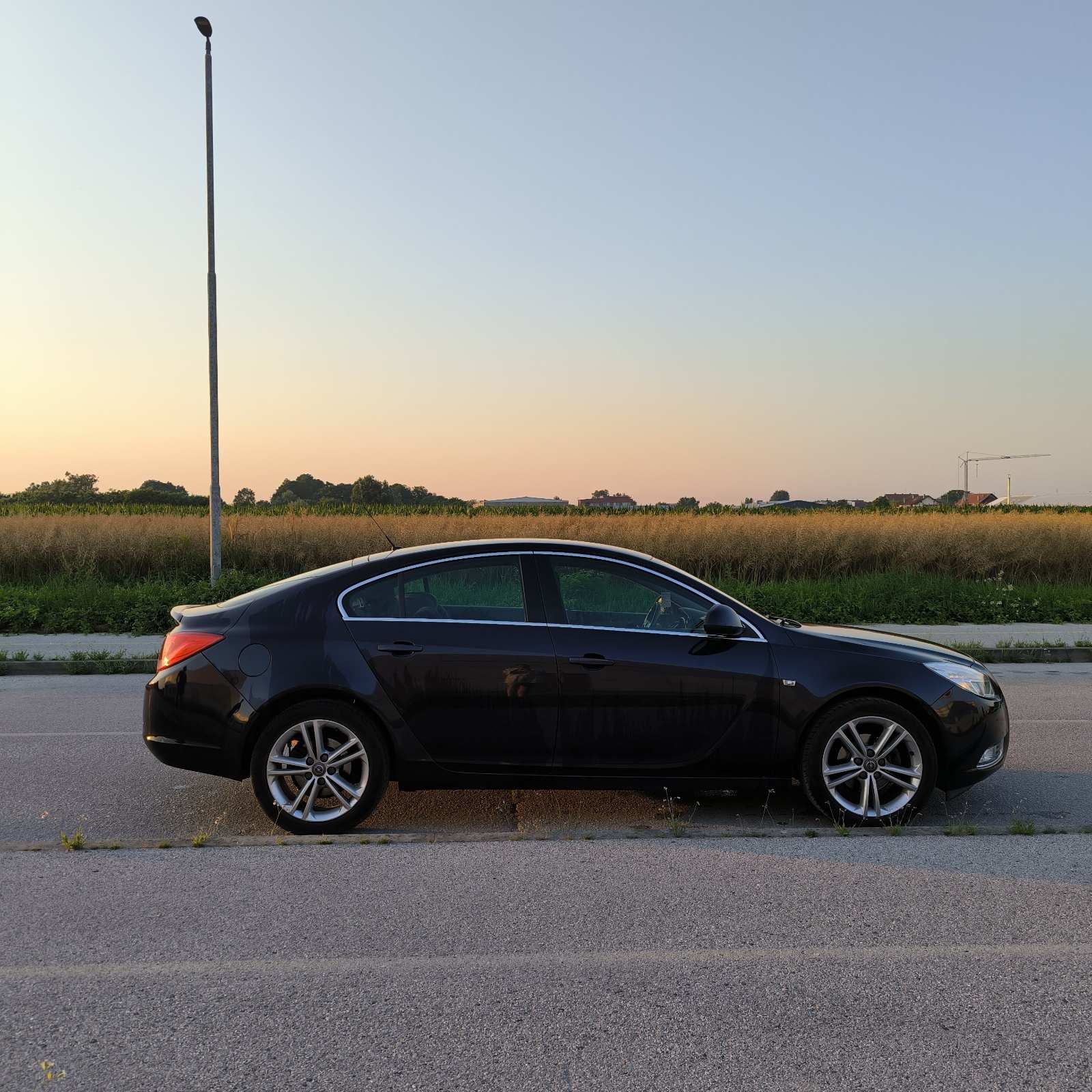 Opel Insignia 2,0 CDTI, fotografija 4