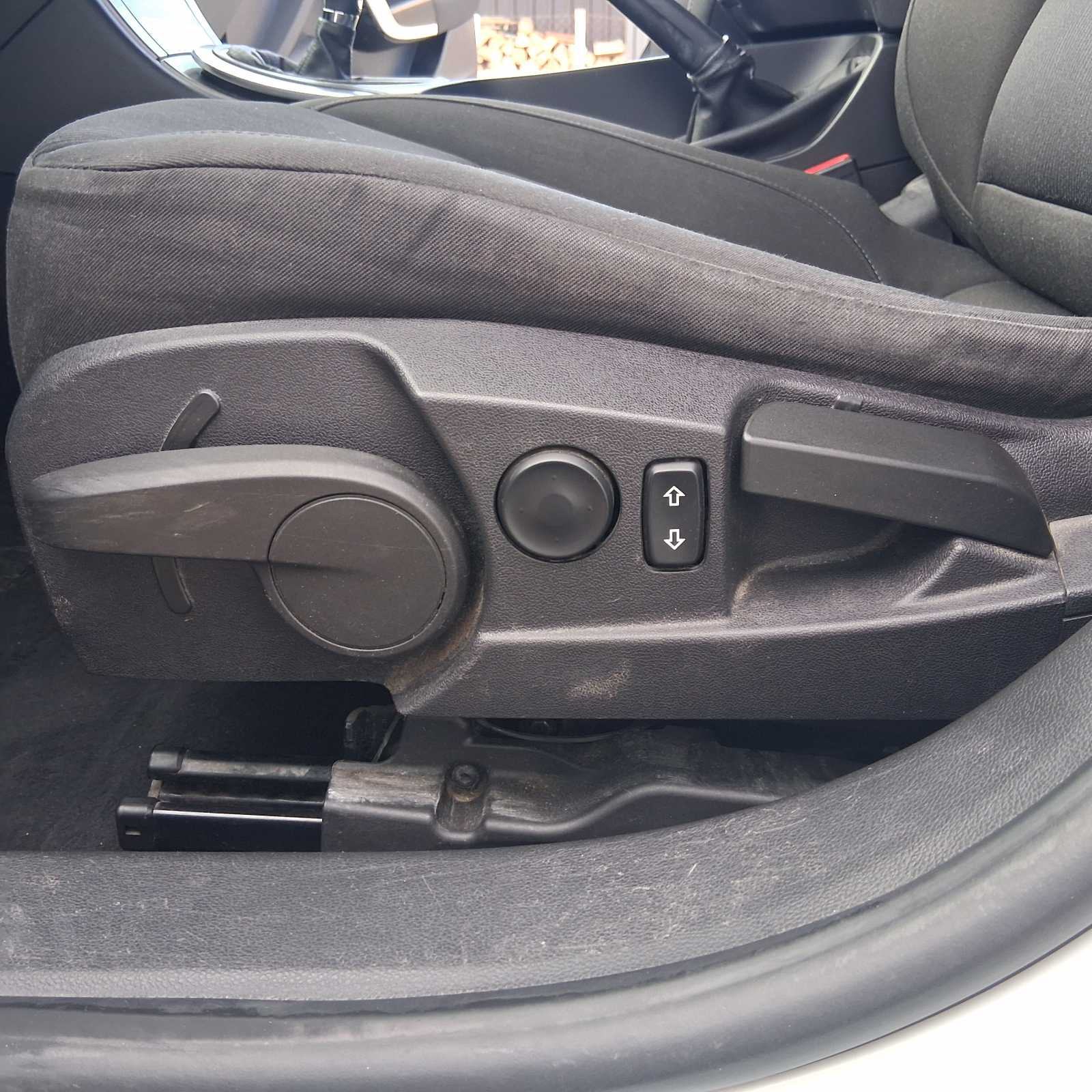 Opel Insignia 2,0 CDTI, fotografija 10