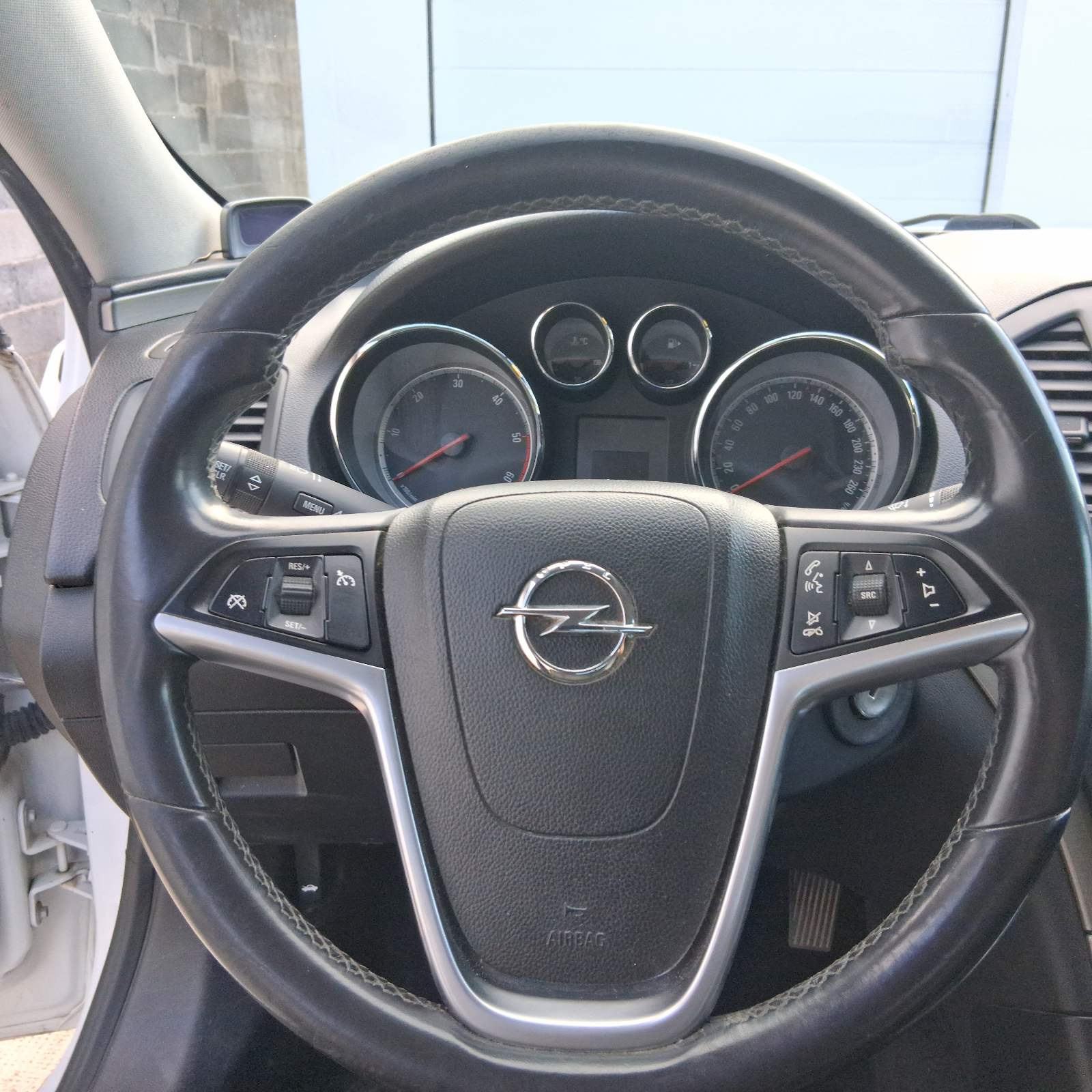 Opel Insignia 2,0 CDTI, fotografija 11