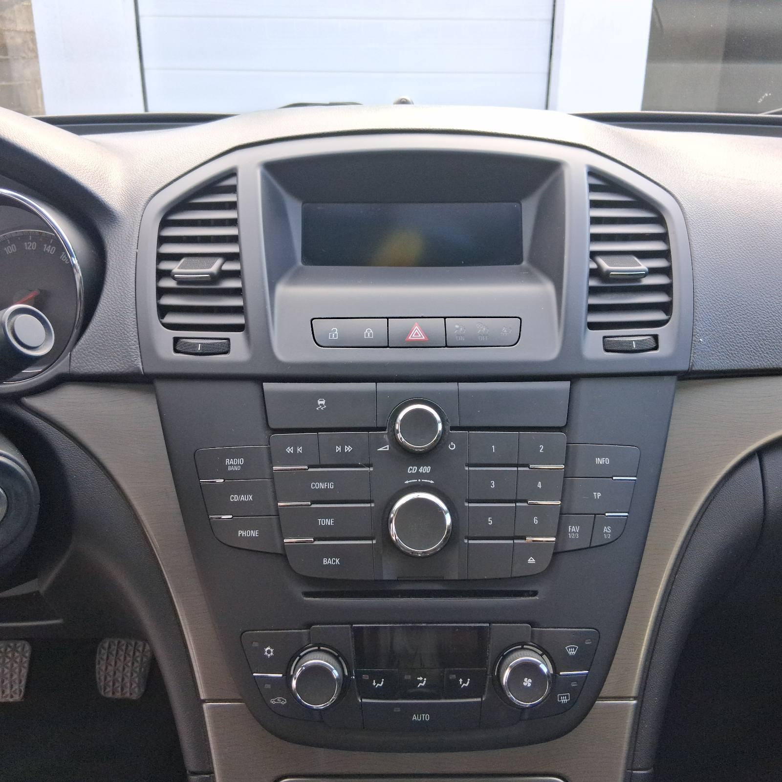 Opel Insignia 2,0 CDTI, fotografija 6
