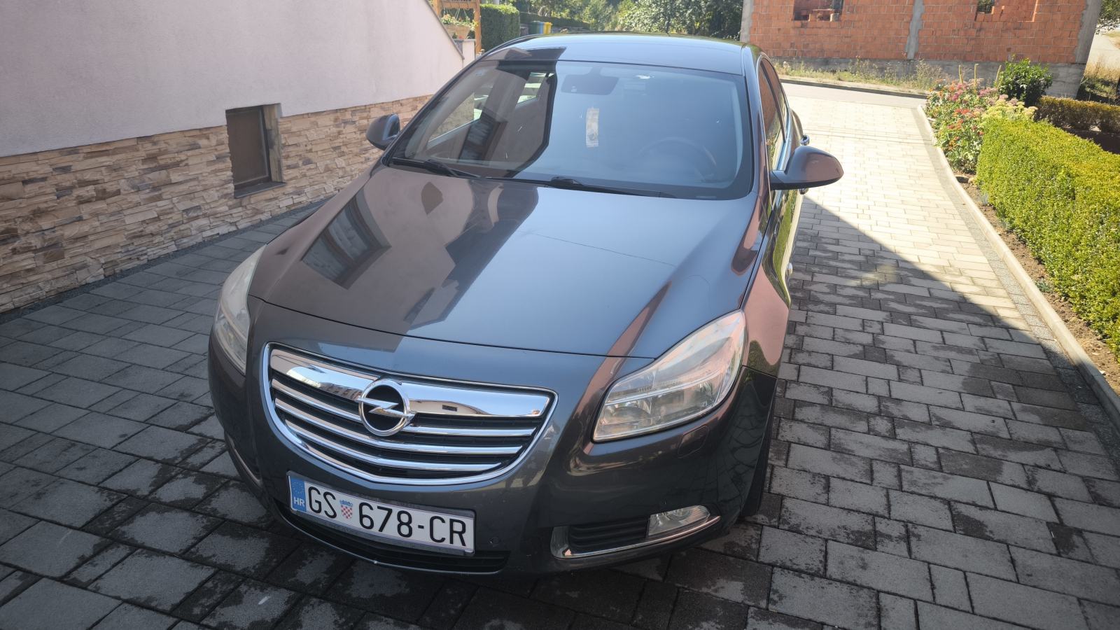 Opel Insignia 2,0 CDTI, fotografija 1