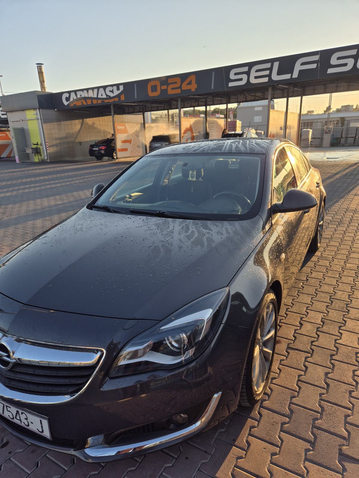 Opel Insignia 2,0 CDTI, fotografija 3
