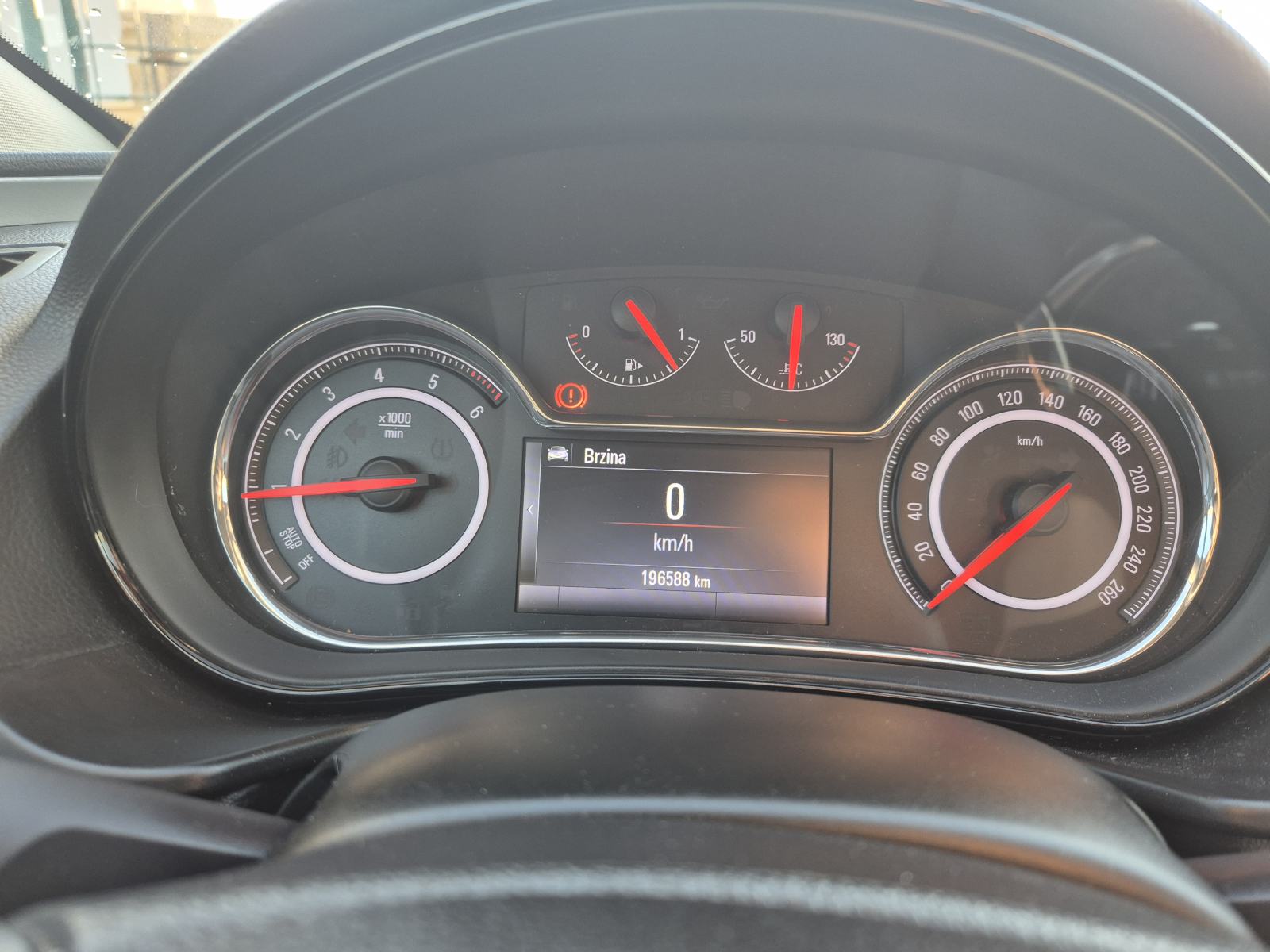 Opel Insignia 2,0 CDTI, fotografija 4