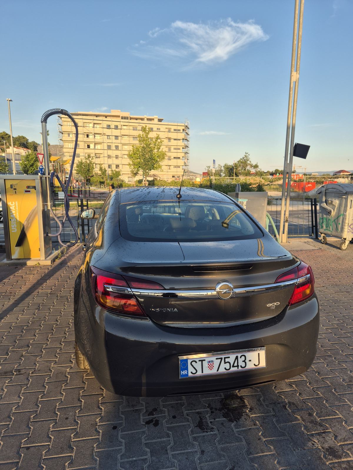 Opel Insignia 2,0 CDTI, fotografija 6