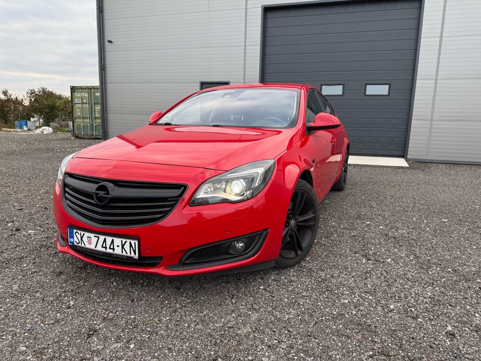 Opel Insignia 2,0 CDTI--195ks- VEL SERVIS—NOVI SET KVACILA-REG 1 GOD, fotografija 3
