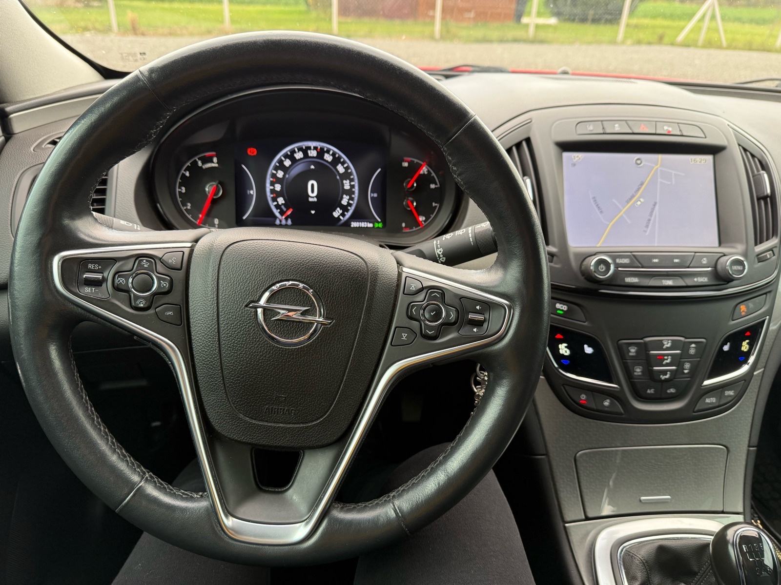 Opel Insignia 2,0 CDTI--195ks- VEL SERVIS—NOVI SET KVACILA-REG 1 GOD, fotografija 10