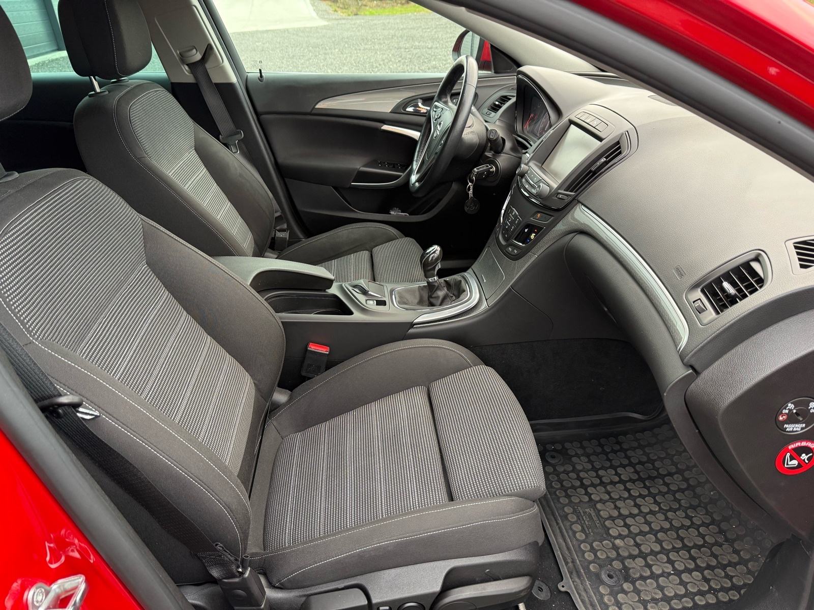 Opel Insignia 2,0 CDTI--195ks- VEL SERVIS—NOVI SET KVACILA-REG 1 GOD, fotografija 12