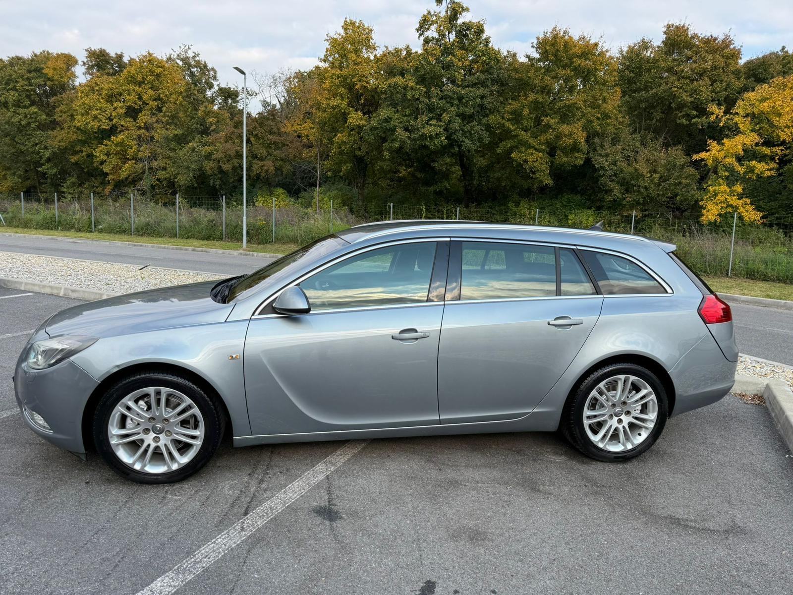 OPEL INSIGNIA 2,0 CDTI • SPORT EDITION • KAO NOVA, XENON / BIXENON •, fotografija 10
