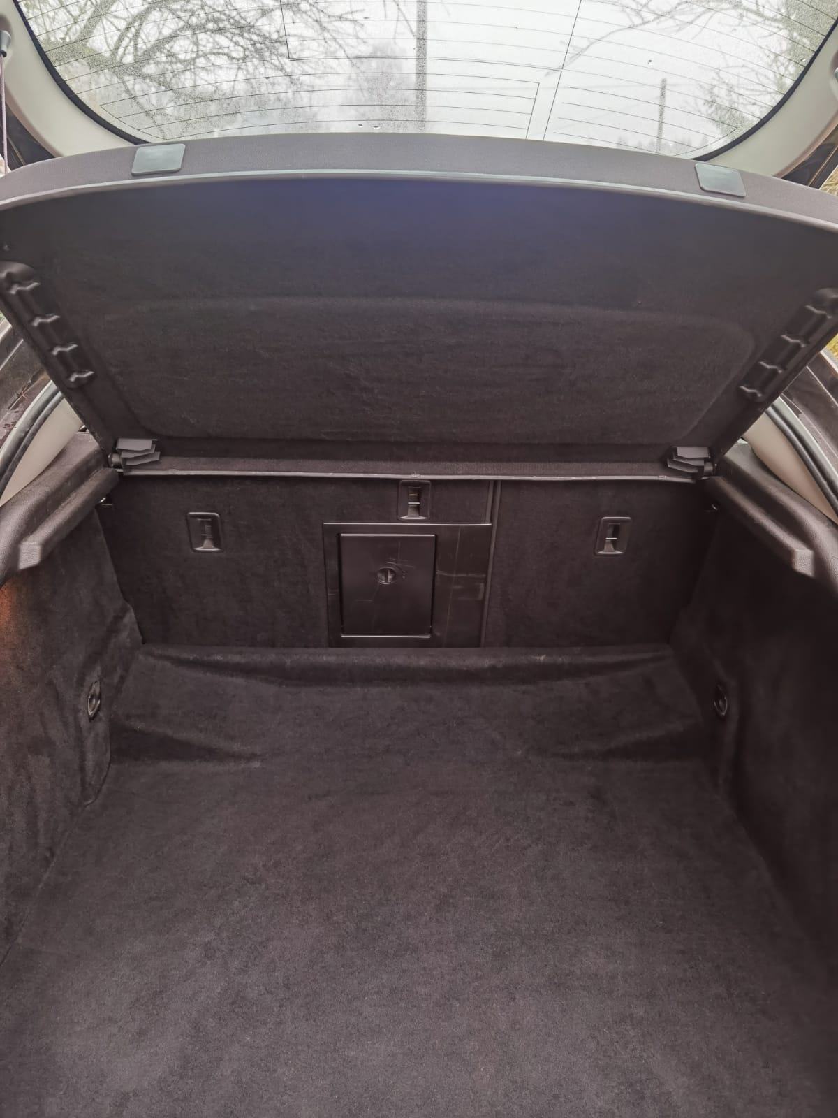Opel Insignia 2,0 CDTI Sport, fotografija 9