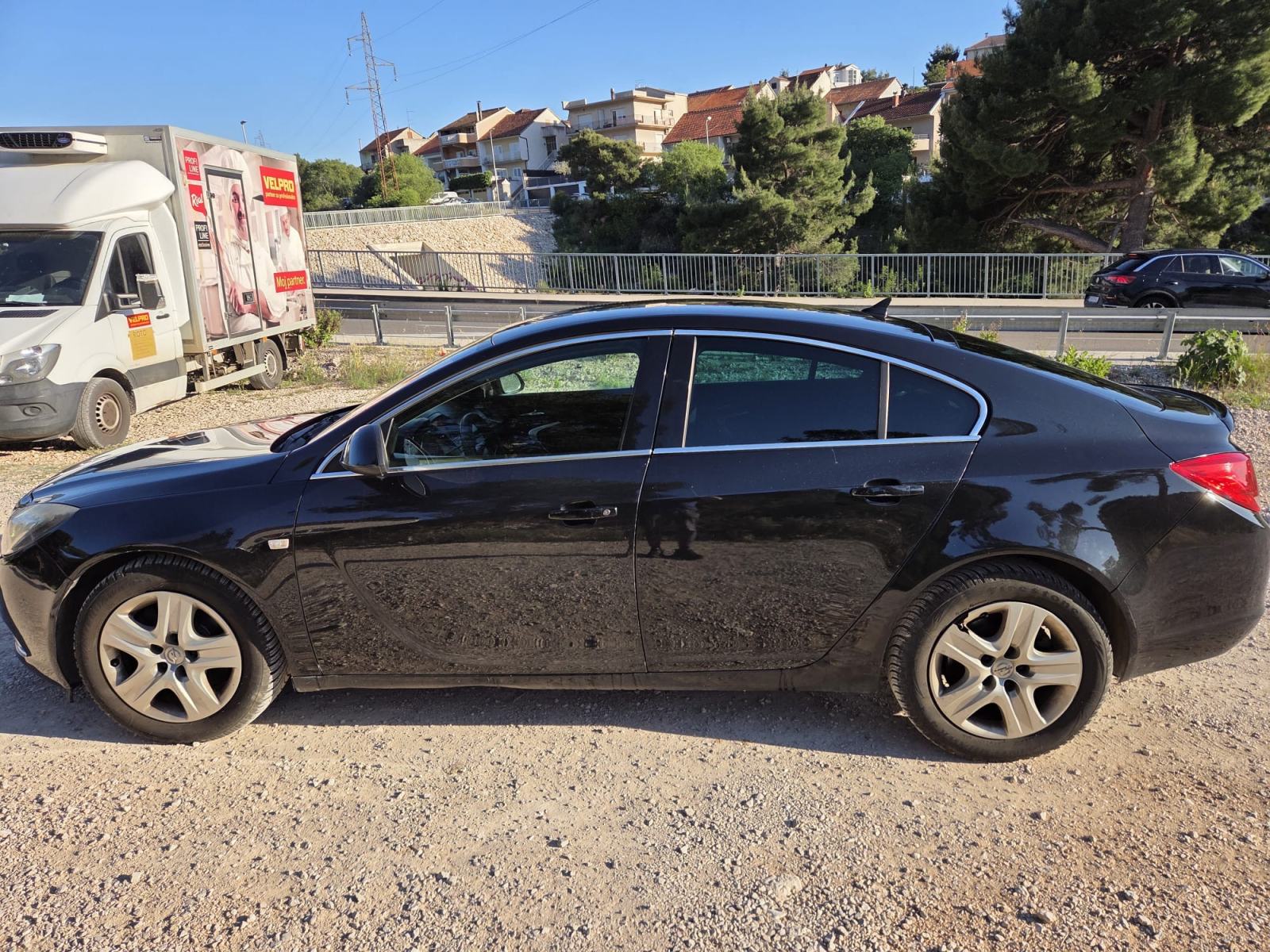 Opel Insignia 2,0 CDTI Sport, fotografija 3