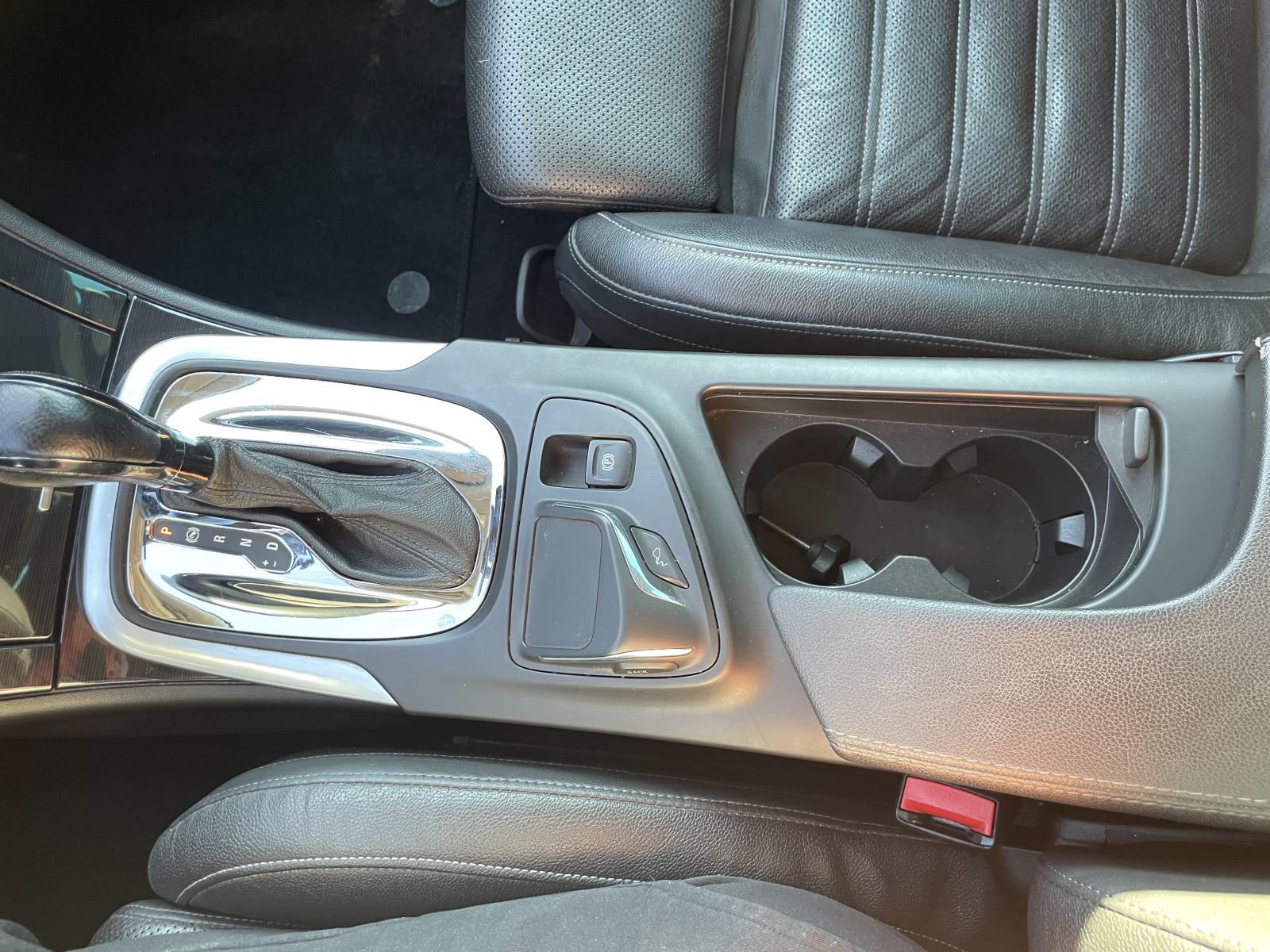 Opel Insignia 2,0 CDTI Sport, fotografija 12