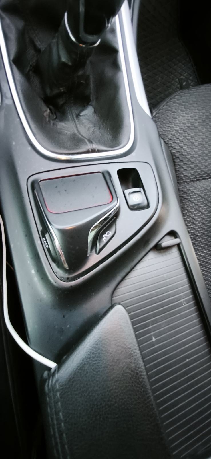Opel Insignia 2,0 CDTI Sport, fotografija 12