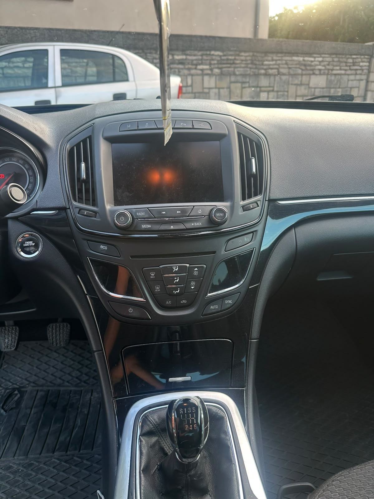 Opel Insignia 2,0 CDTI Sport, fotografija 16
