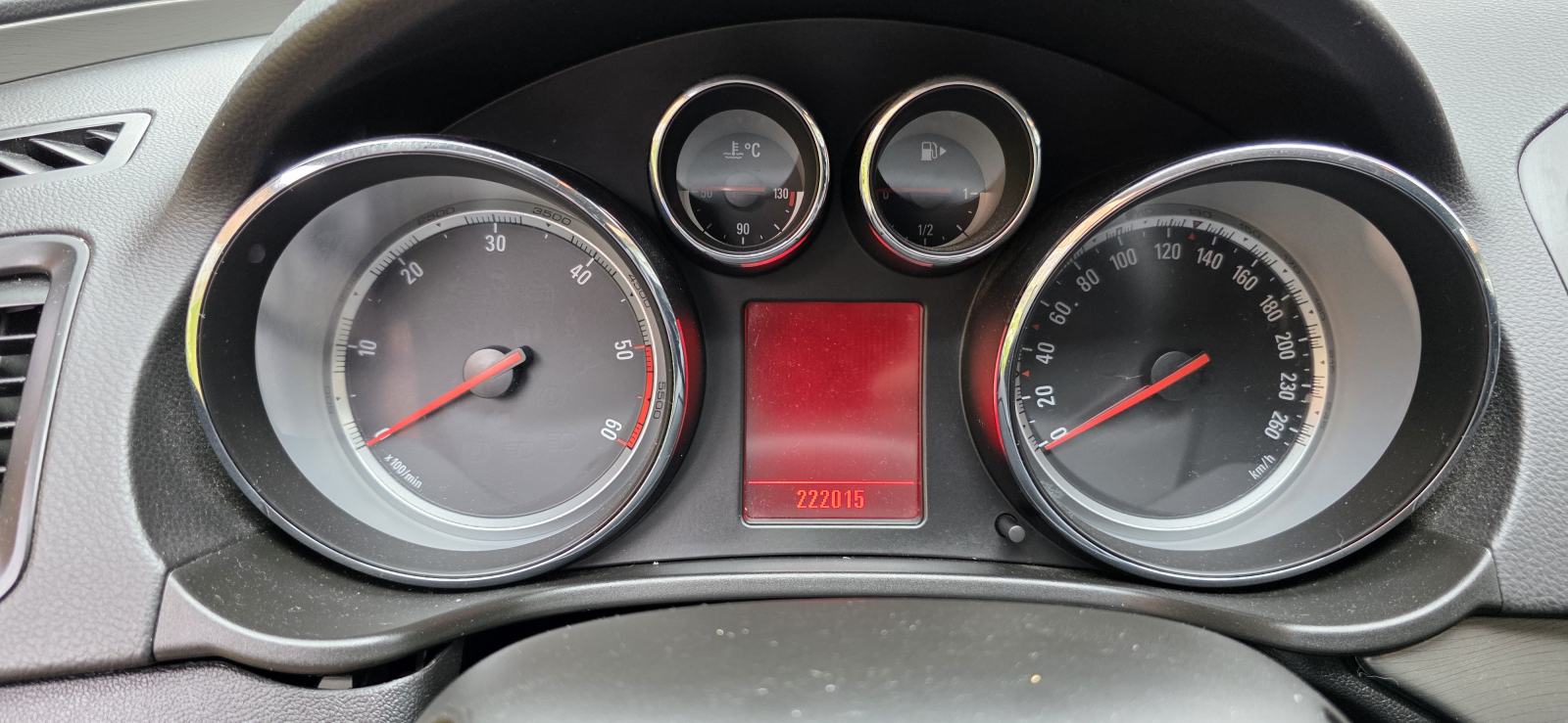Opel Insignia 2,0 CDTI Sport Tourer, fotografija 14