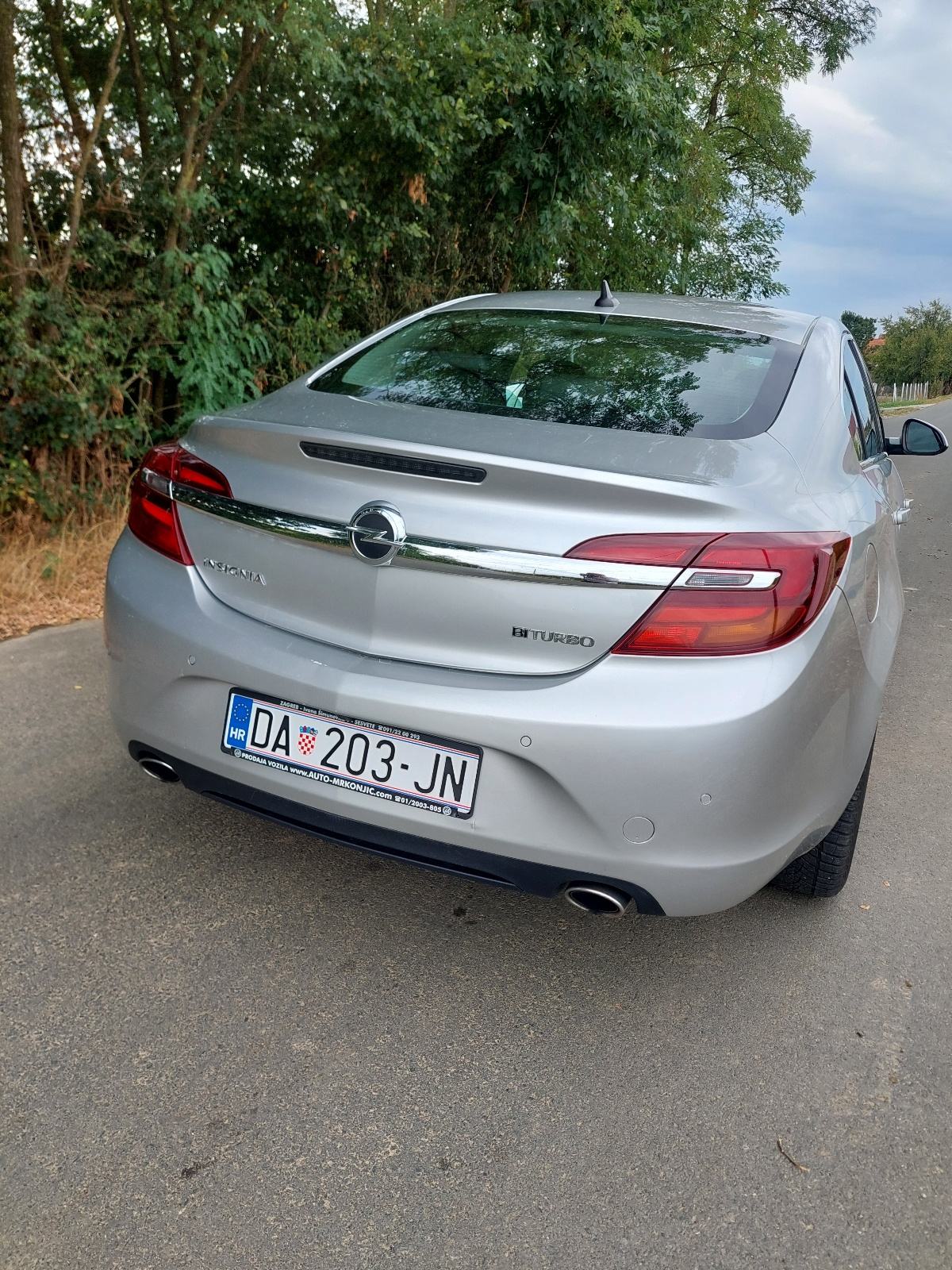 Opel Insignia 2,0 CDTI Sport, fotografija 8