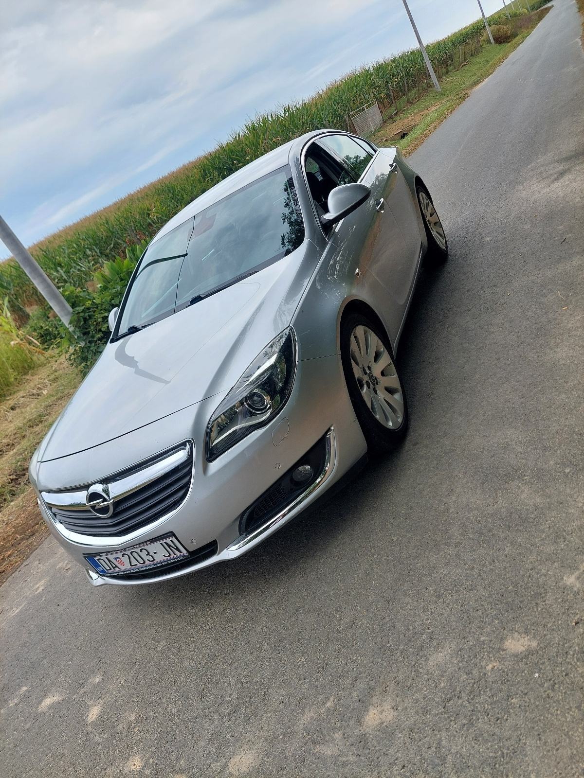 Opel Insignia 2,0 CDTI Sport, fotografija 4