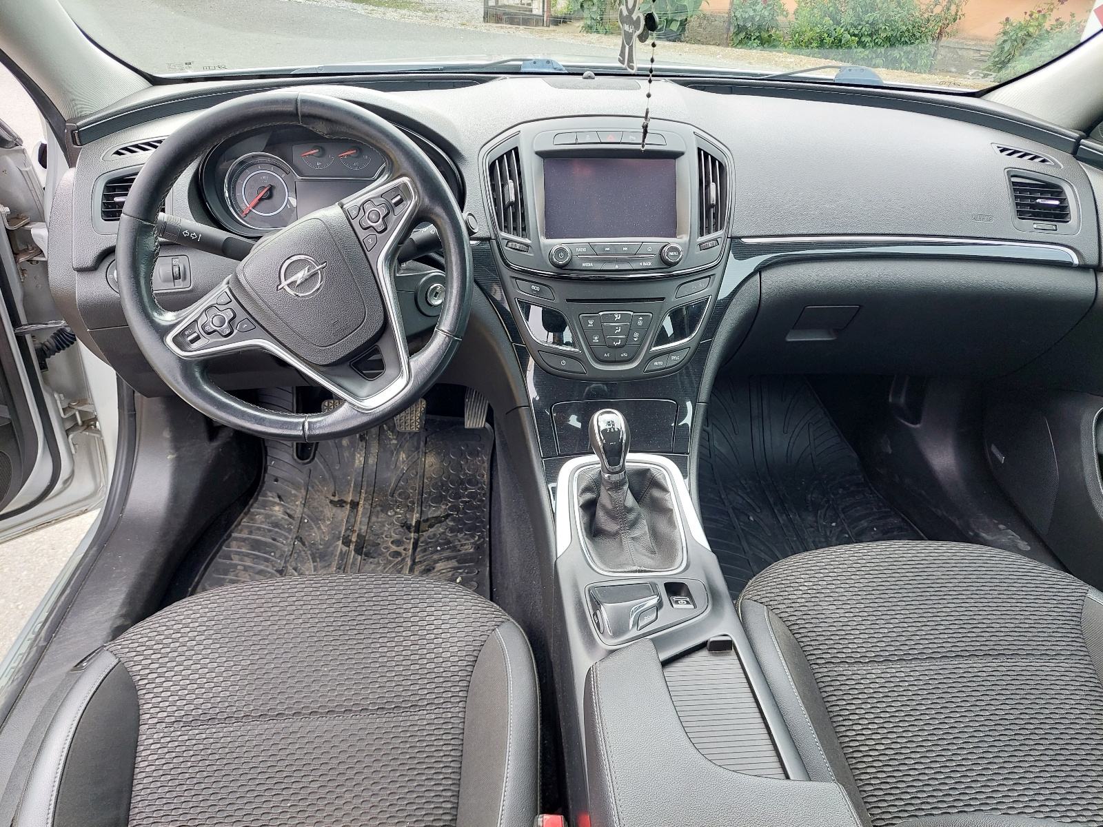 Opel Insignia 2,0 CDTI Sport, fotografija 15