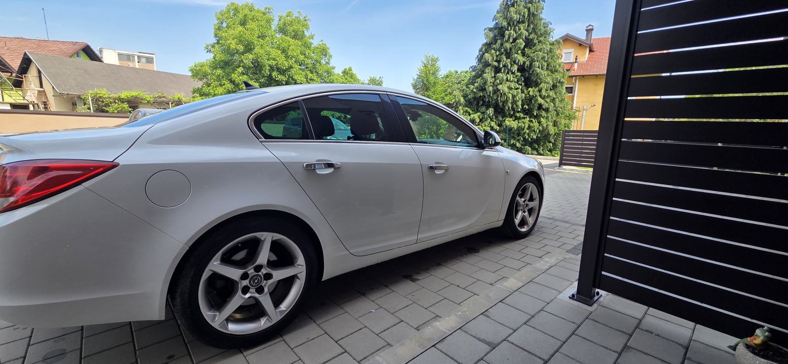Opel Insignia 2,0 CDTI Sport vlasnik 9 god! HR auto, fotografija 13