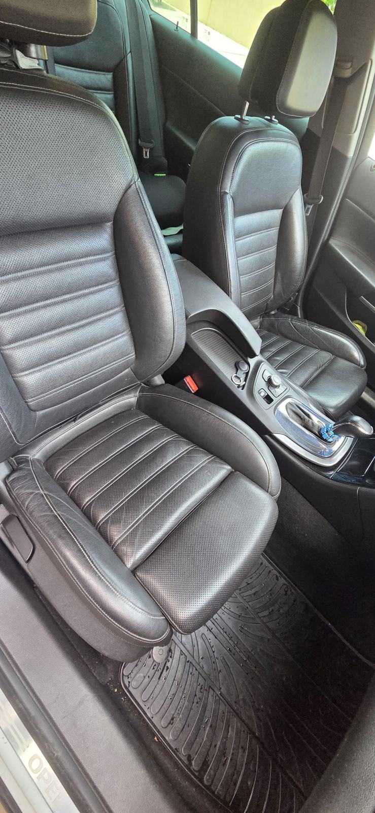 Opel Insignia 2,0 CDTI Sport vlasnik 9 god! HR auto, fotografija 15