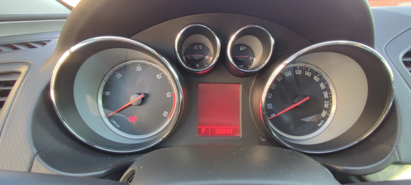 Opel Insignia 2,0 CDTI Sport, fotografija 5