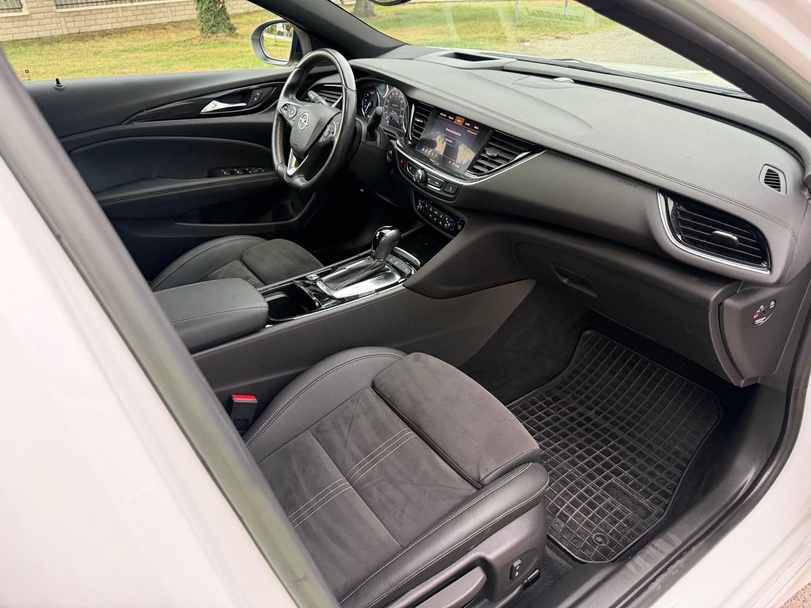 Opel Insignia 2,0 D automatik, OPC-line , 75000km , 19999€, fotografija 14
