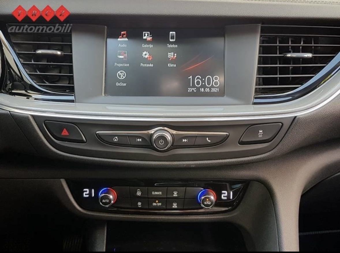 Opel Insignia 2,0 Turbo, fotografija 7