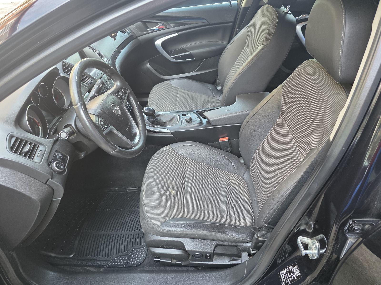 OPEL INSIGNIA 2.0CDTI SPORT,NAVI,PARK.SENZORI,BLUETOOTH -2.750 Eur, fotografija 11