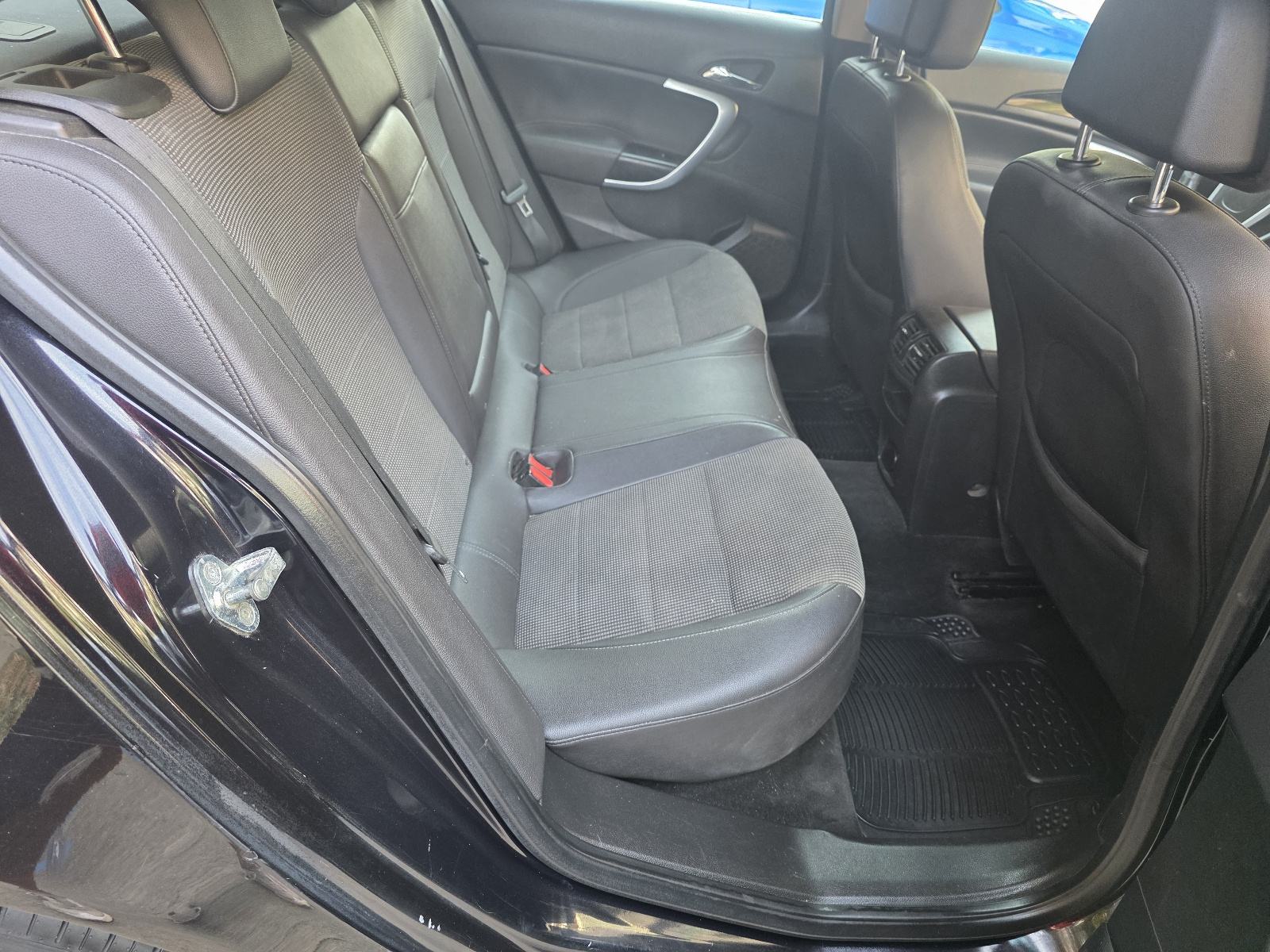 OPEL INSIGNIA 2.0CDTI SPORT,NAVI,PARK.SENZORI,BLUETOOTH -2.750 Eur, fotografija 14