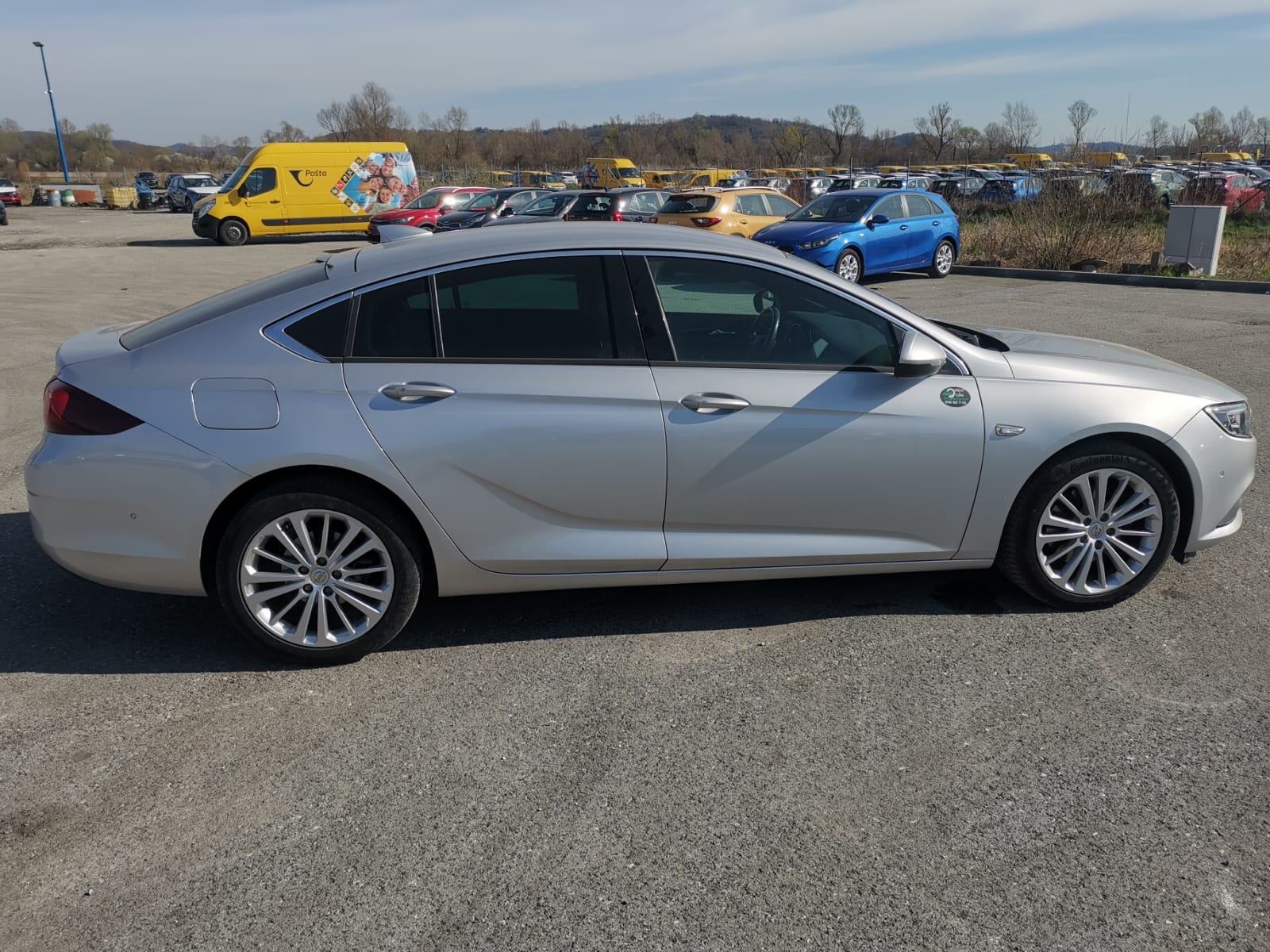 Opel Insignia 2.0 CDTI Dynamic + moguč dugoročni najam, fotografija 3